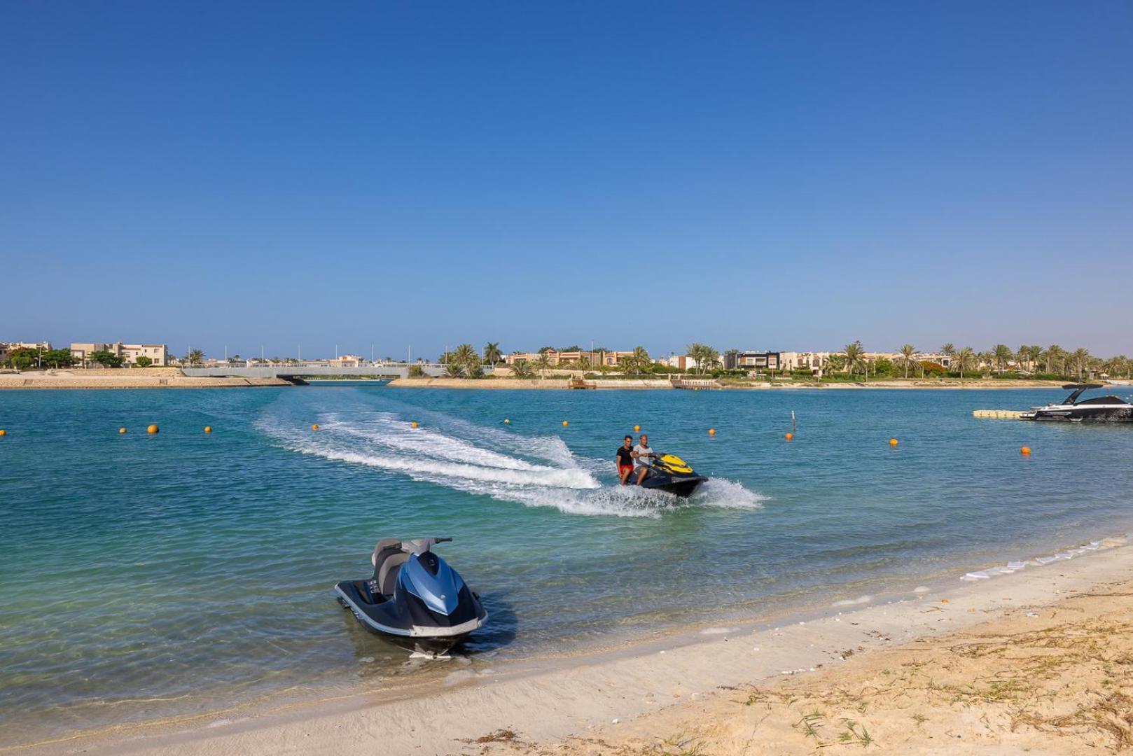 Porto Golf Marina Aqua Park & Beach Access By Best Of Bedz El Alamein Exterior photo